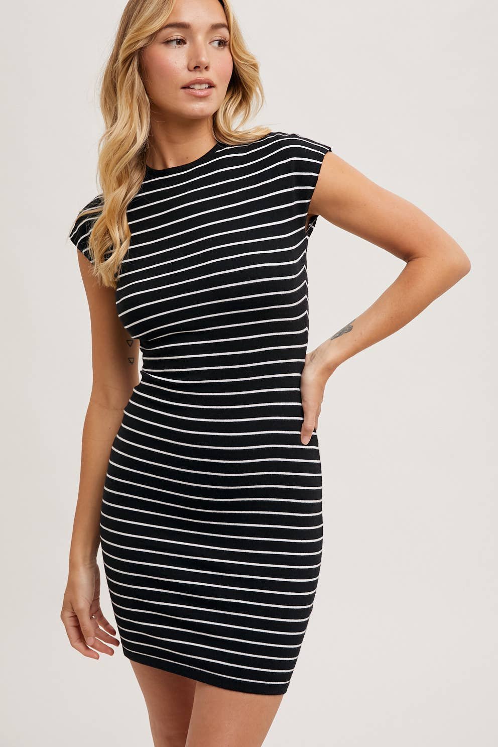 E1F21679-0D97-B408-0A83-95F97C3E2BF5 STRIPED SHORT STRETCH KNIT DRESS - Image 13